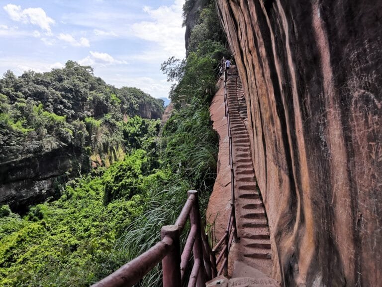 shaoguan danxia mountain hike