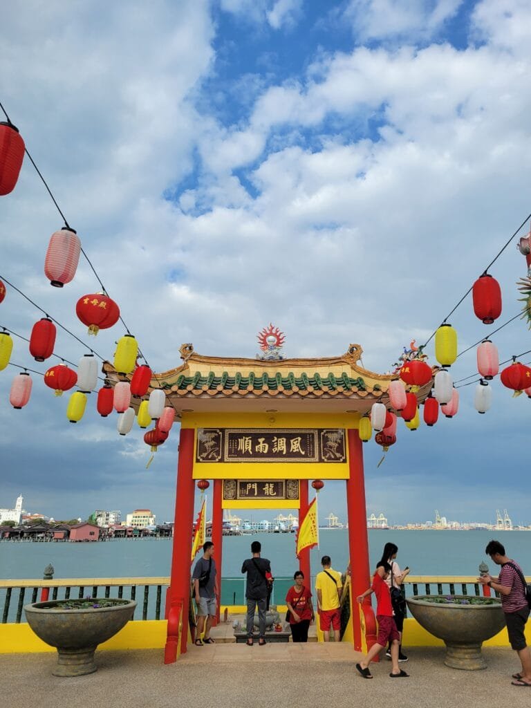 waterfront temple george town