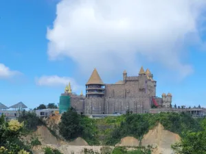 ba na hills castle in da nang