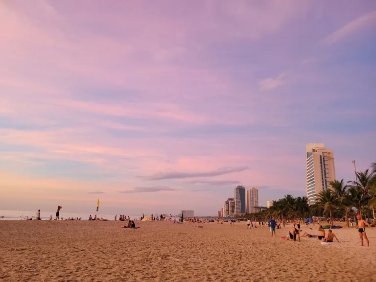 pink sky on my khe beach in da nang