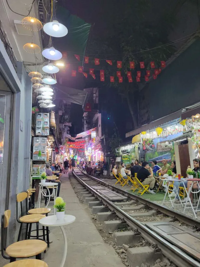 hanoi train street